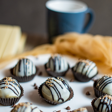 Load image into Gallery viewer, Gourmet Classic Truffles